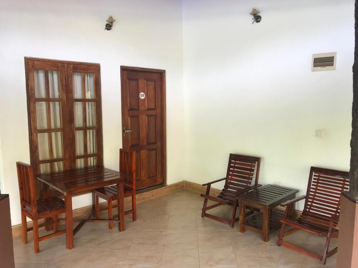 Paris Garden Resort Trincomalee Ngoại thất bức ảnh